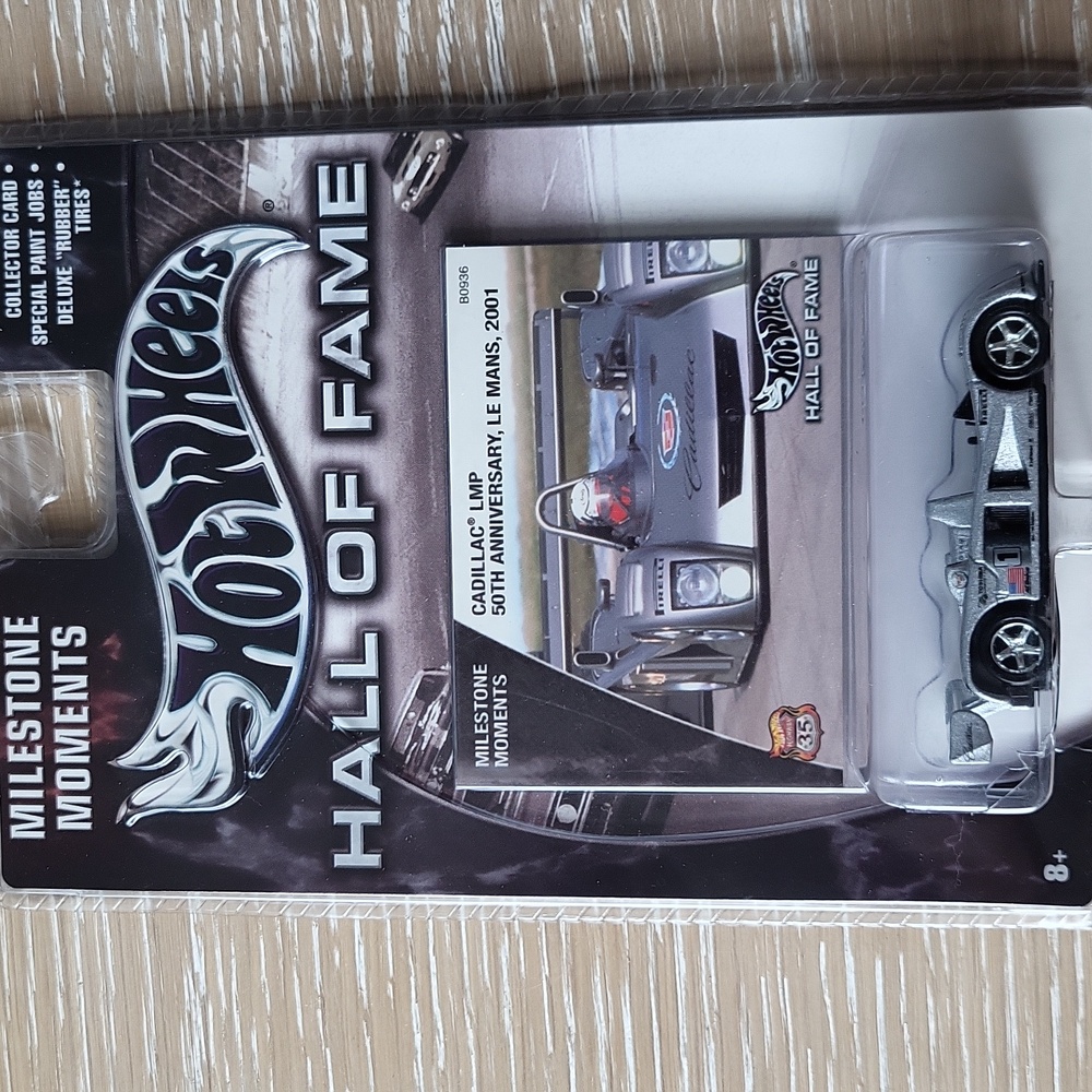 Hot Wheels Hall of Fame Milestone Moments Cadillac LMP Le Mans 2001